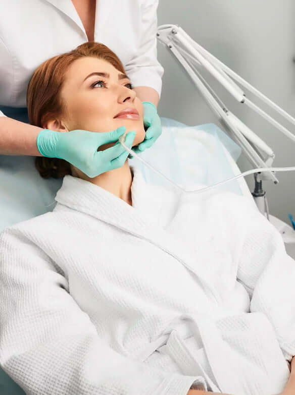 woman receiving ozone therapy