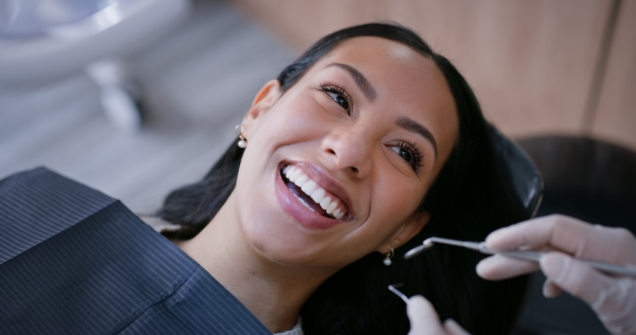 woman at holistic dental office trying to find the best dentist near me
